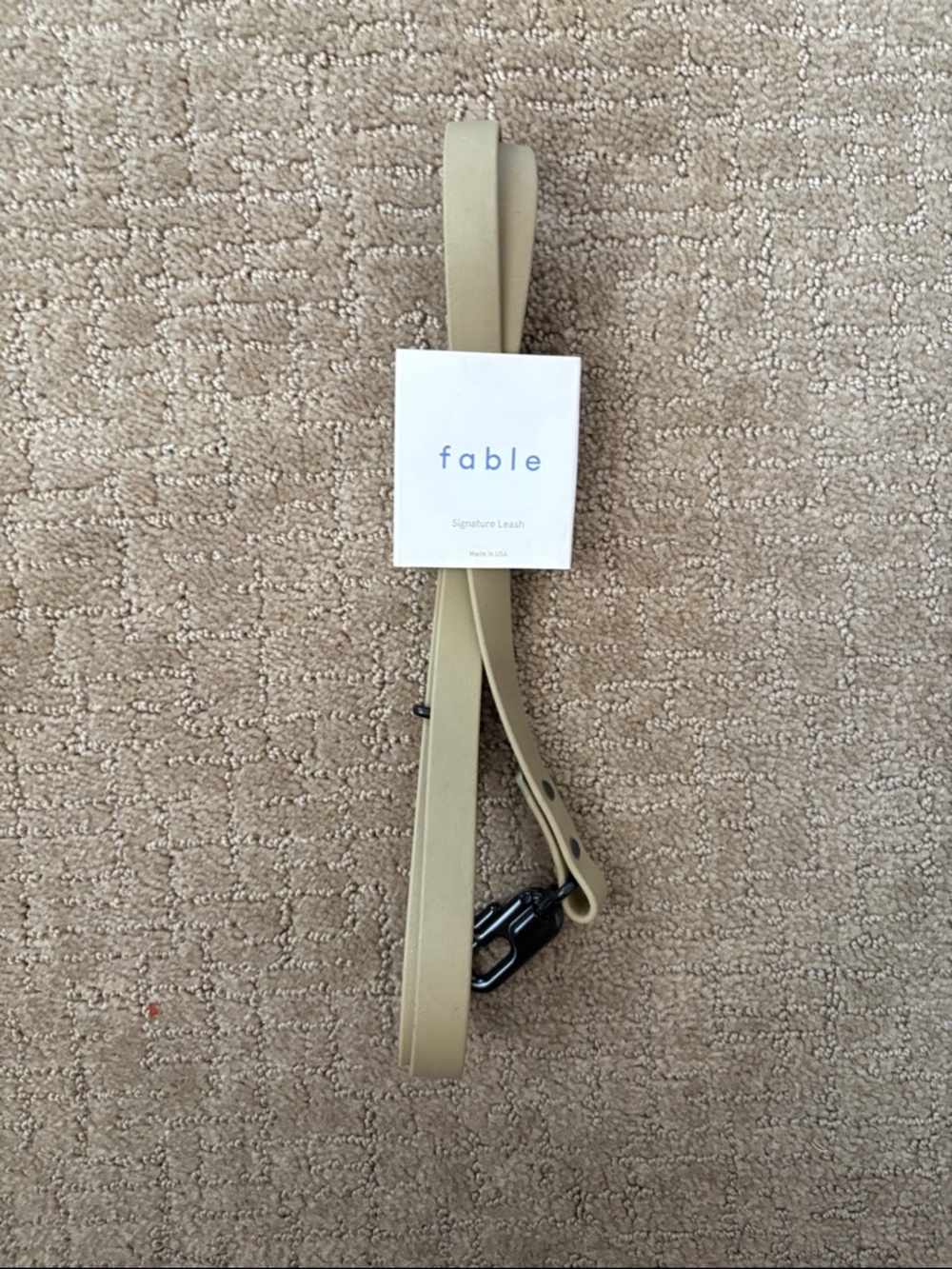 FABLE Signature Dog Leash in‎ Beige